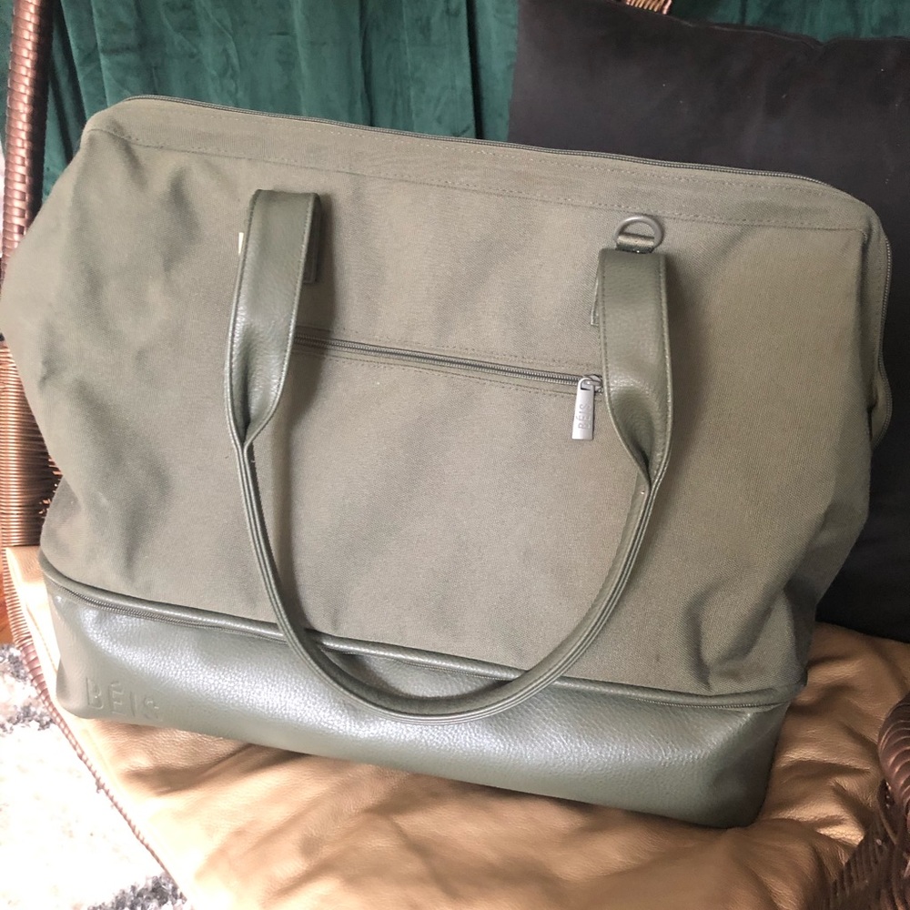 Beis large weekender